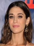 Photo de Lizzy Caplan