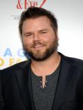 Photo de Tyler Labine