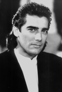 Ken Wahl