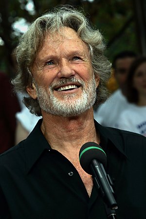 Kris Kristofferson: Closer To The Bone