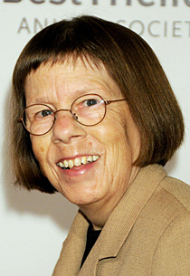 Linda Hunt