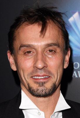 Robert Knepper