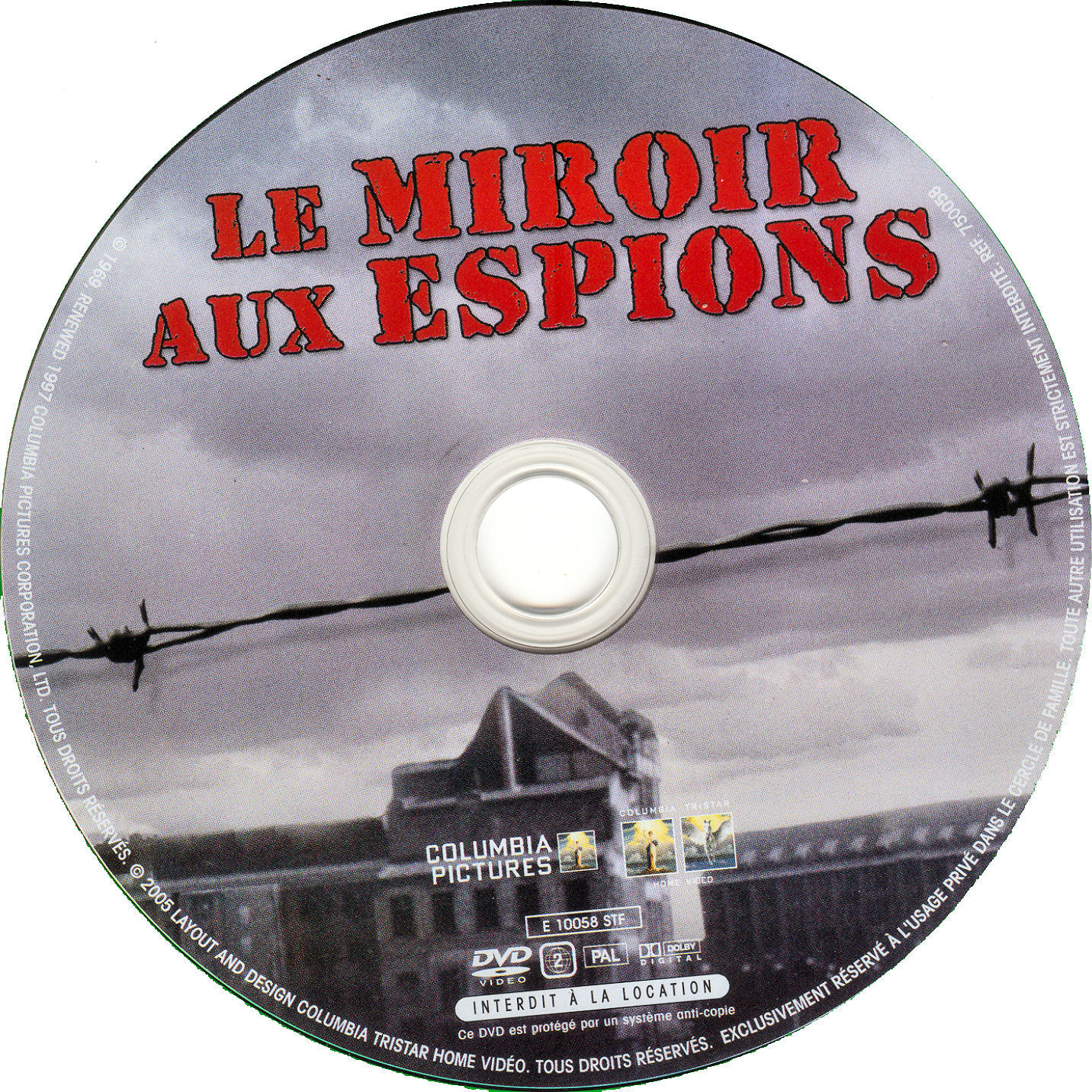 Le miroir aux espions